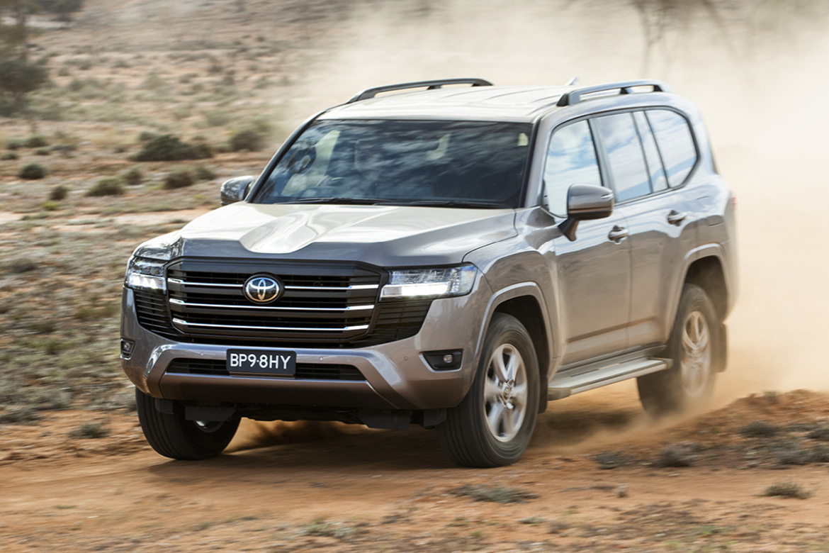 Option 2: LandCruiser 300 GXL, Coromal Caravan, & $113,205 gold!